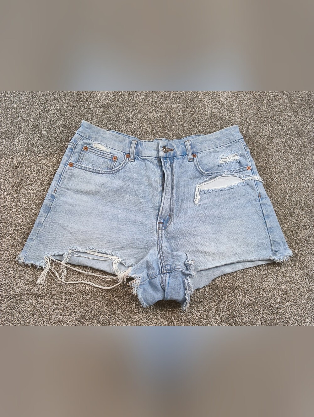 American Eagle Curvy 90s Boyfriend Shorts Womens Size 12 Light Wash Distressed